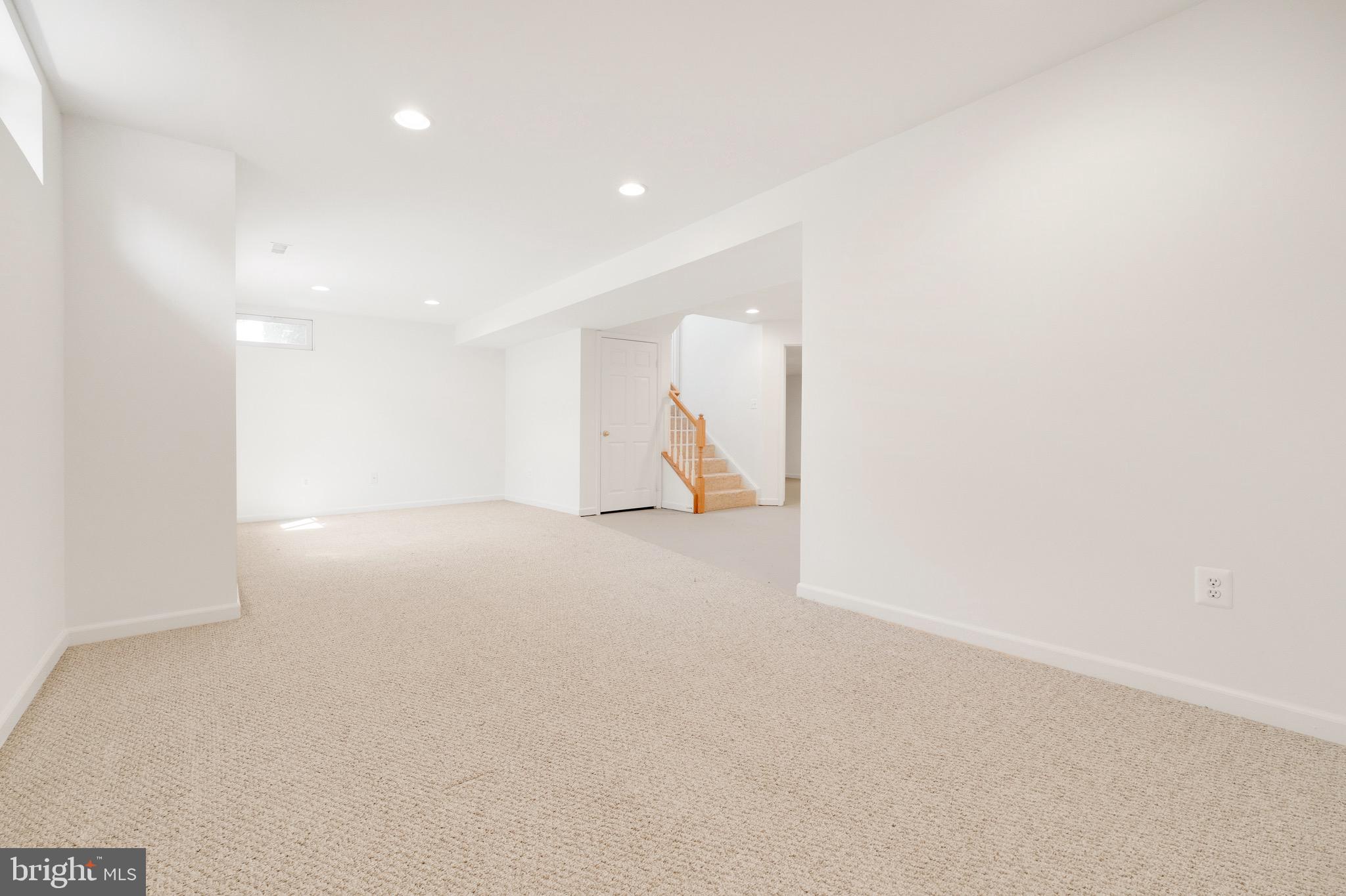 19321 PARADISE MANOR DRIVE