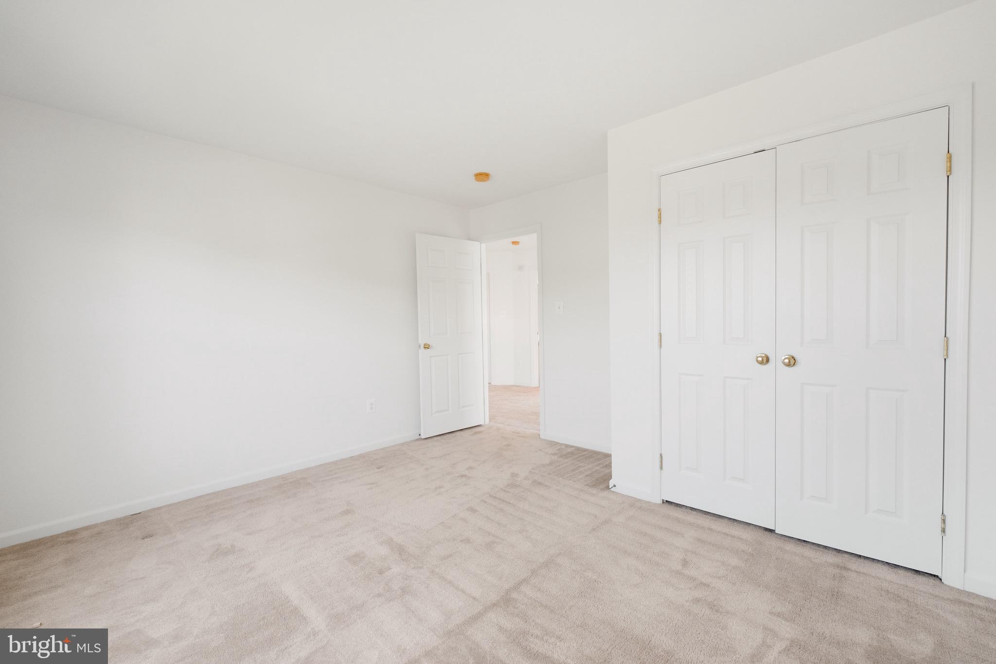 19321 PARADISE MANOR DRIVE