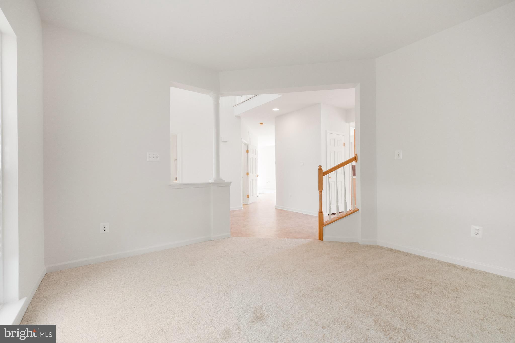 19321 PARADISE MANOR DRIVE