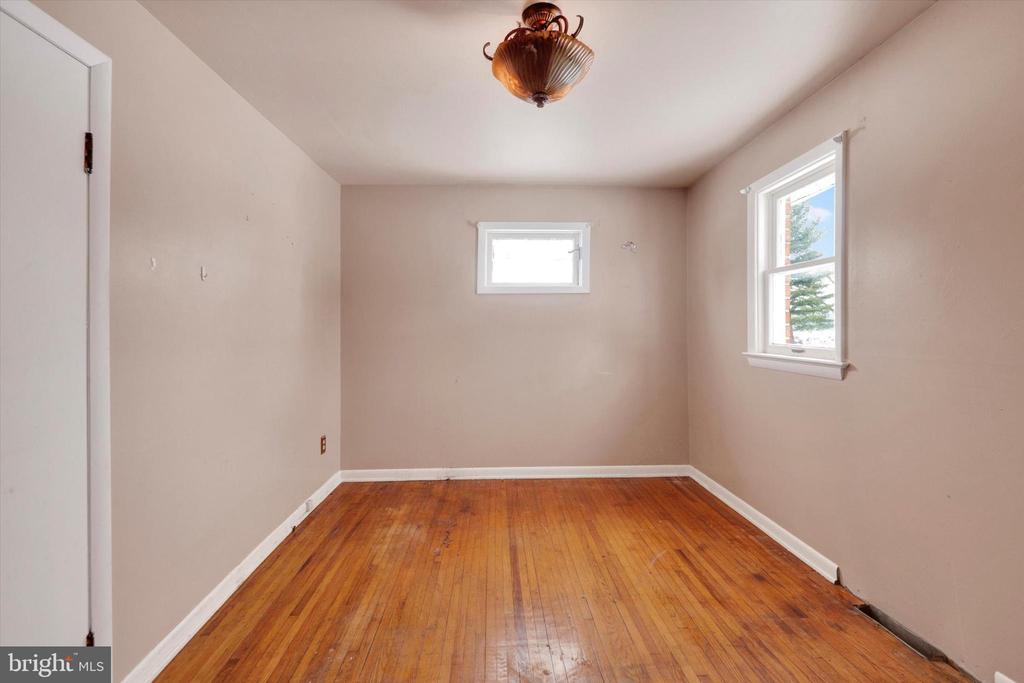 15912 FALLING WATERS ROAD
