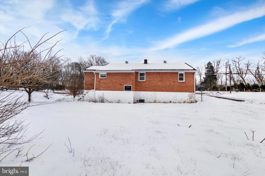15912 FALLING WATERS ROAD