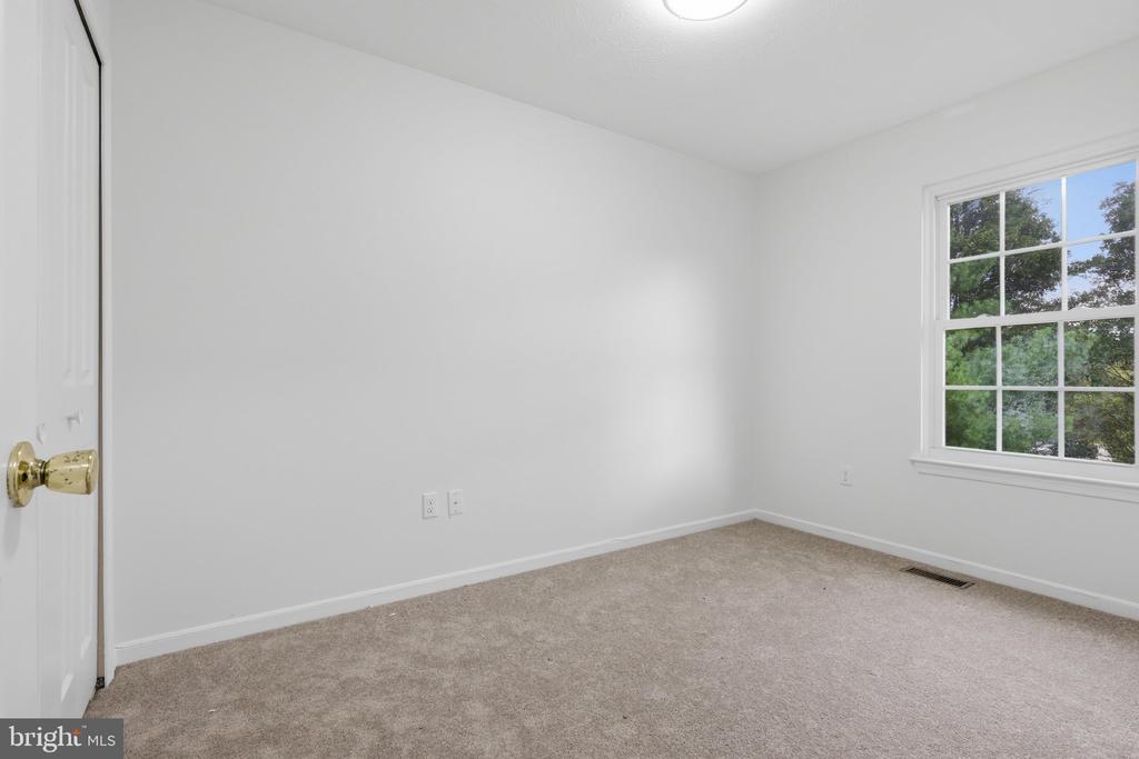 11207 CRISTINS CIRCLE