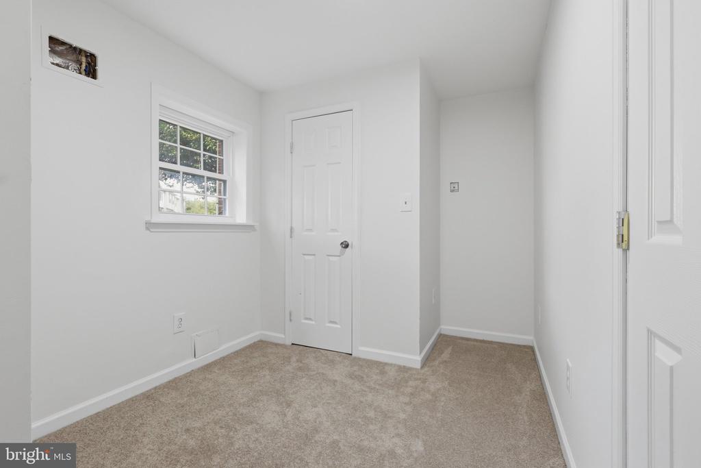 11207 CRISTINS CIRCLE