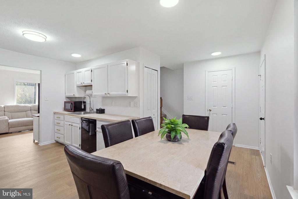 11207 CRISTINS CIRCLE