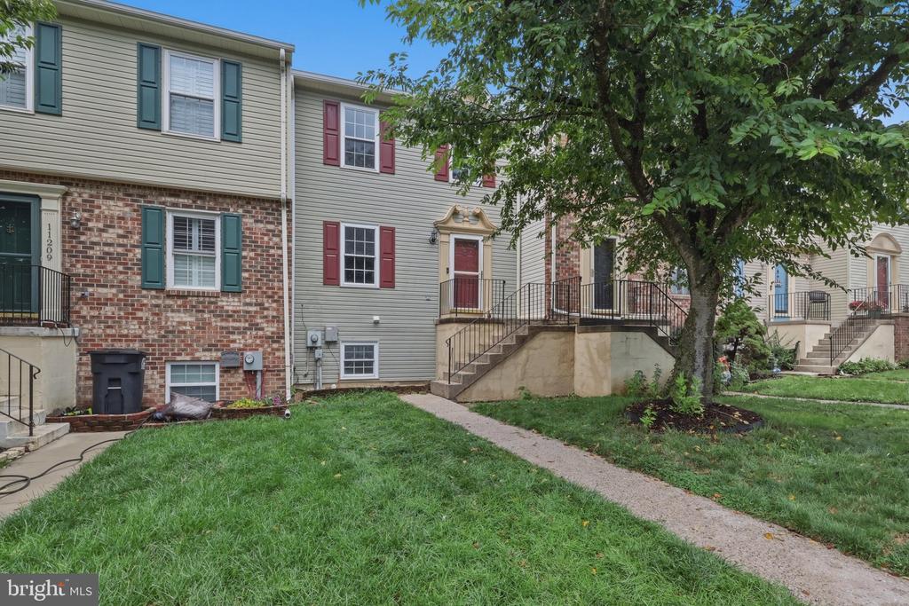 11207 CRISTINS CIRCLE