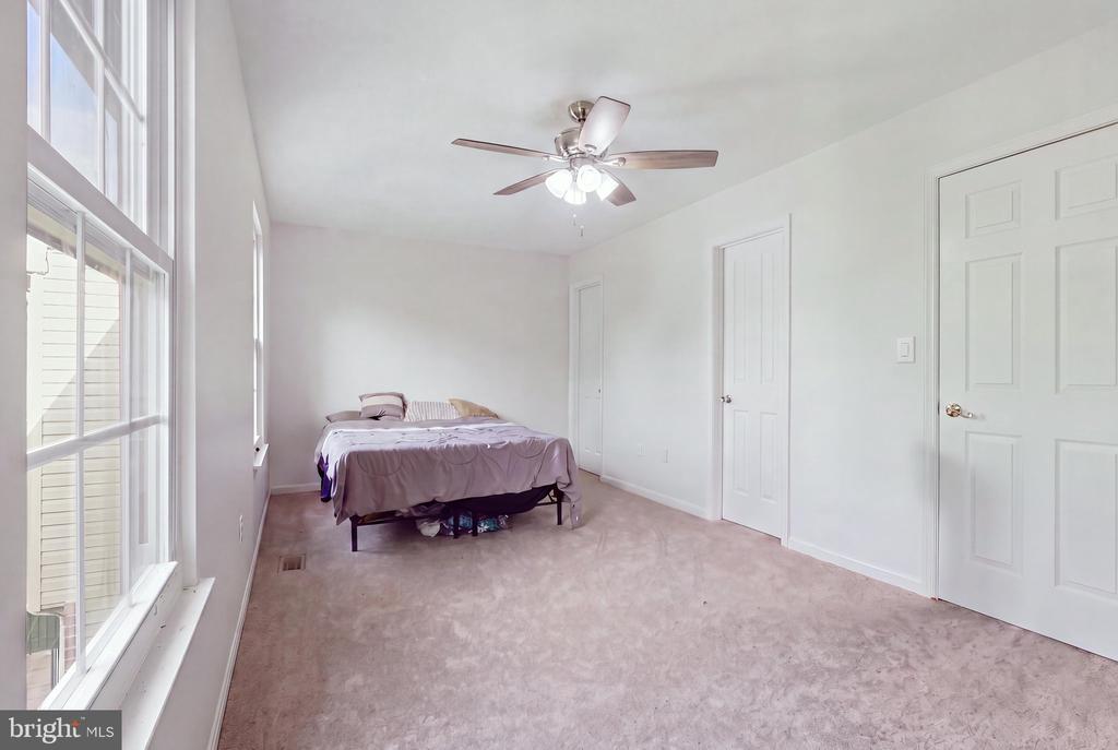 11207 CRISTINS CIRCLE