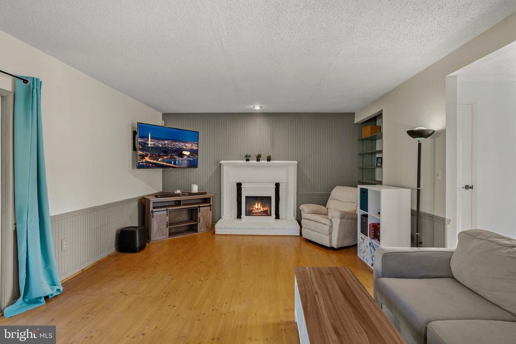 605 FAIR MEADOWS BOULEVARD