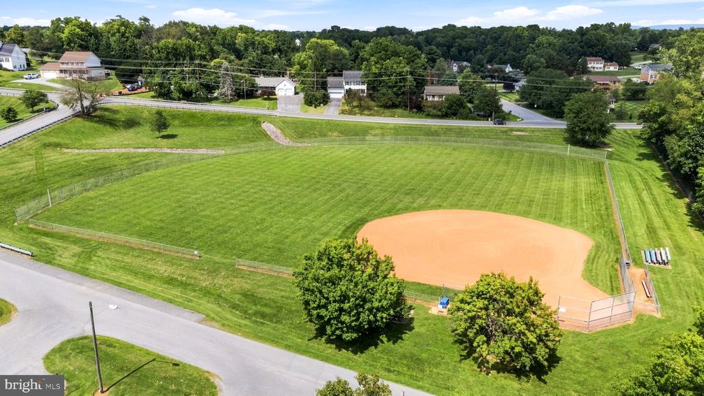 605 FAIR MEADOWS BOULEVARD