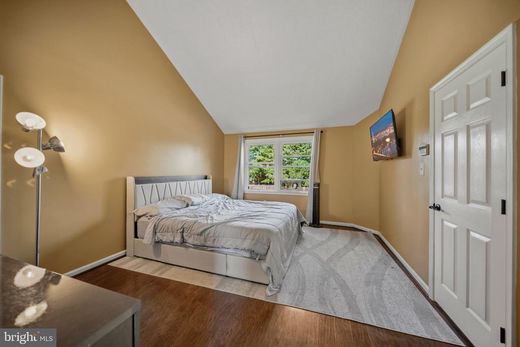 605 FAIR MEADOWS BOULEVARD