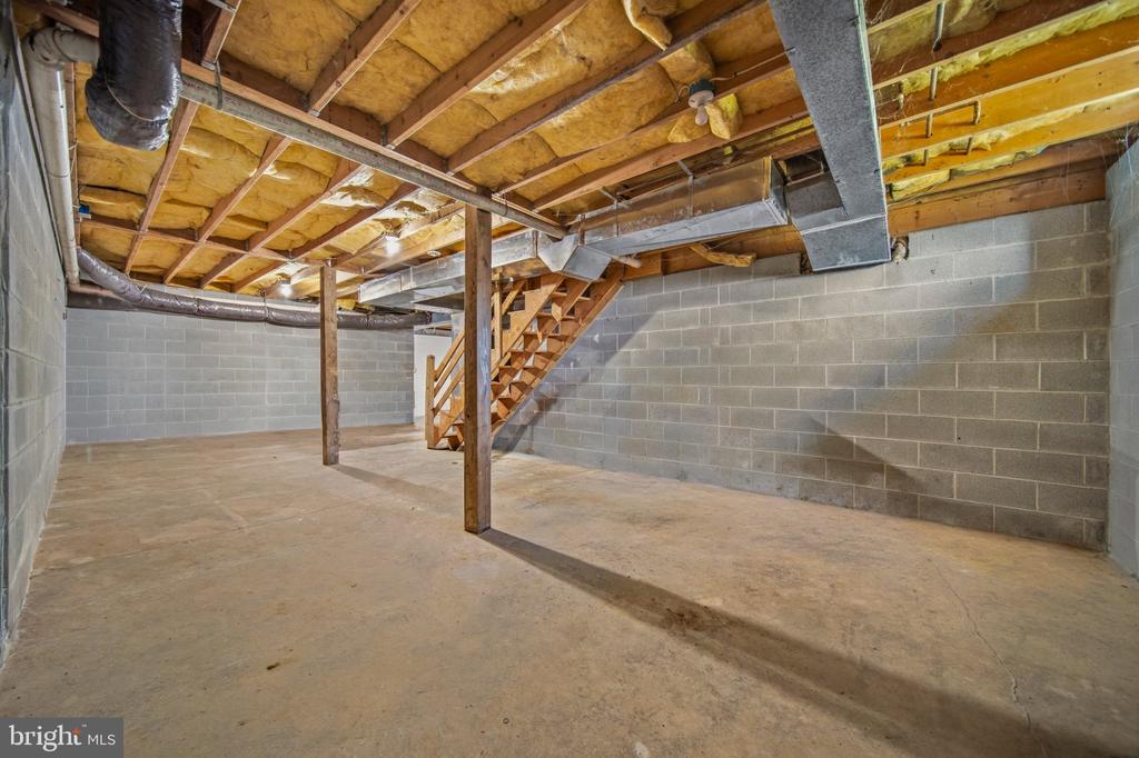 605 FAIR MEADOWS BOULEVARD