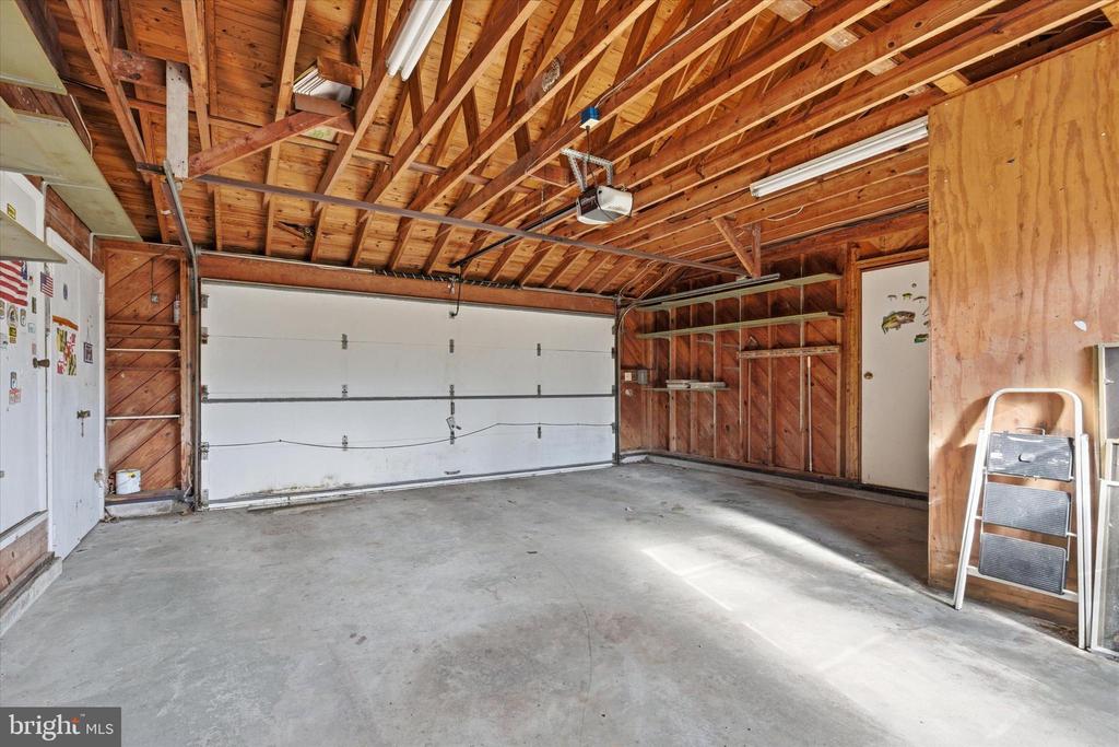8539 MARLBORO DRIVE
