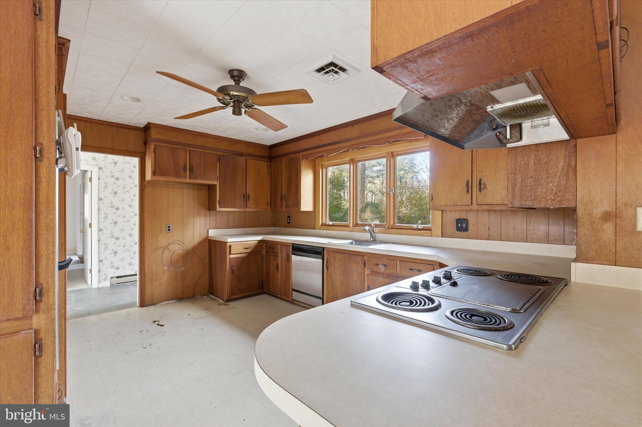8539 MARLBORO DRIVE