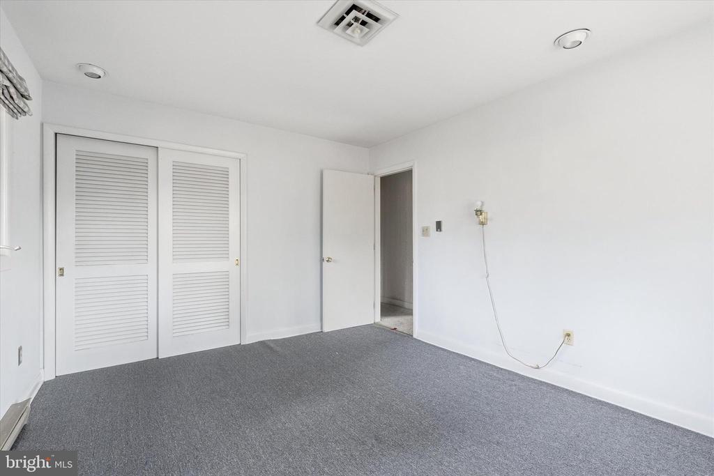 8539 MARLBORO DRIVE