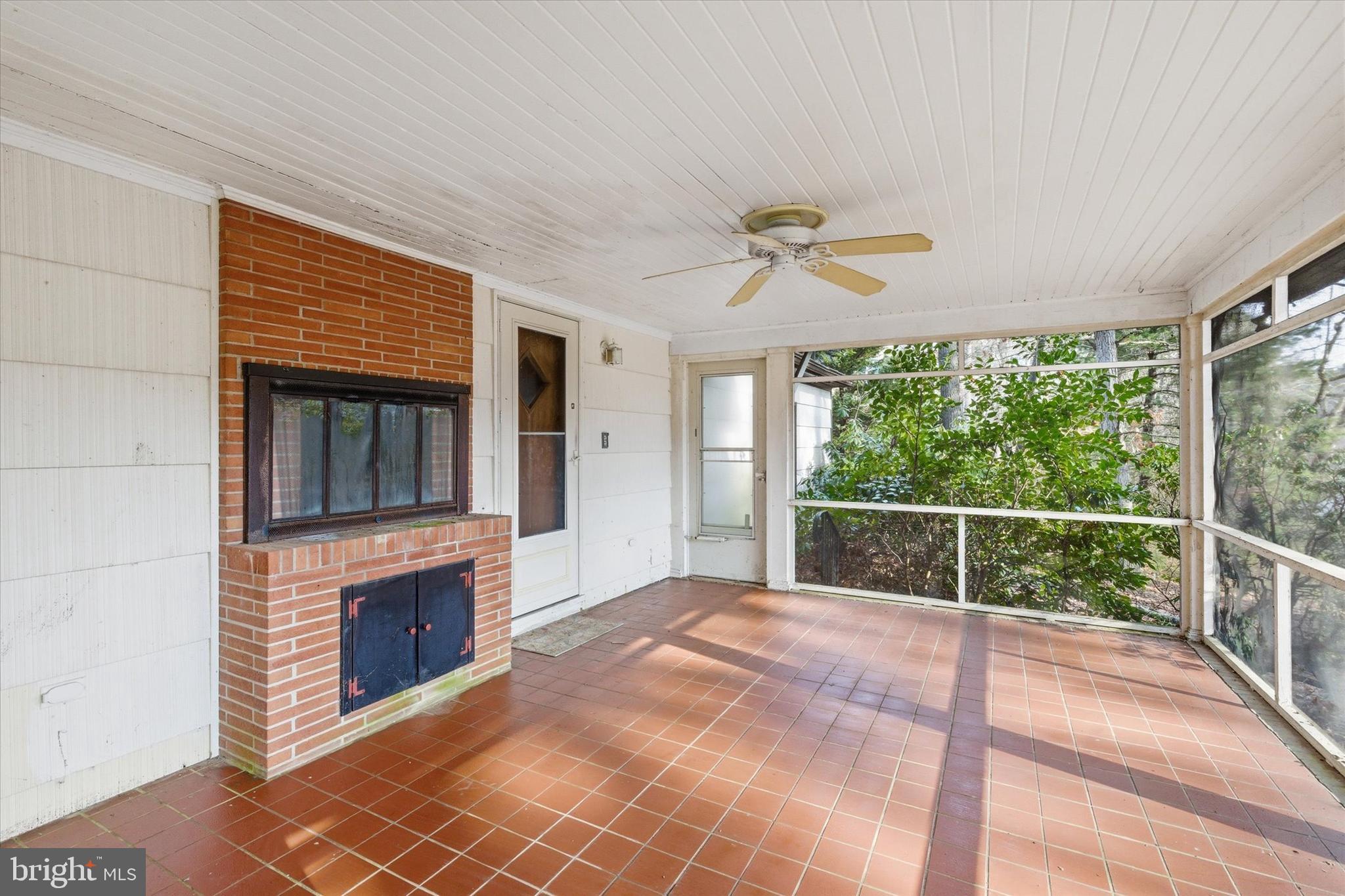 8539 MARLBORO DRIVE