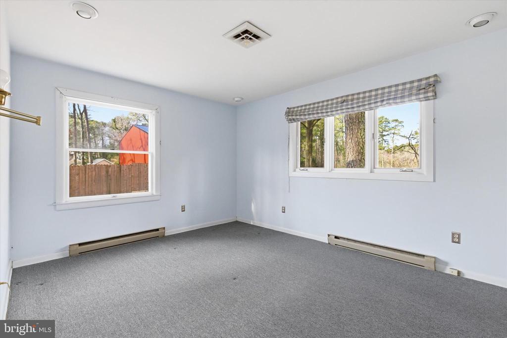 8539 MARLBORO DRIVE