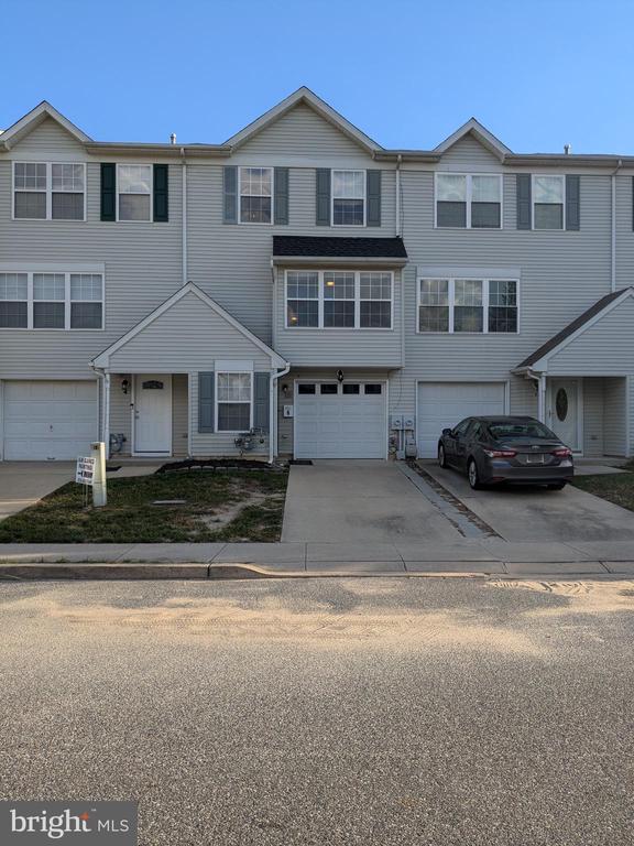 6 MILLSTREAM RD