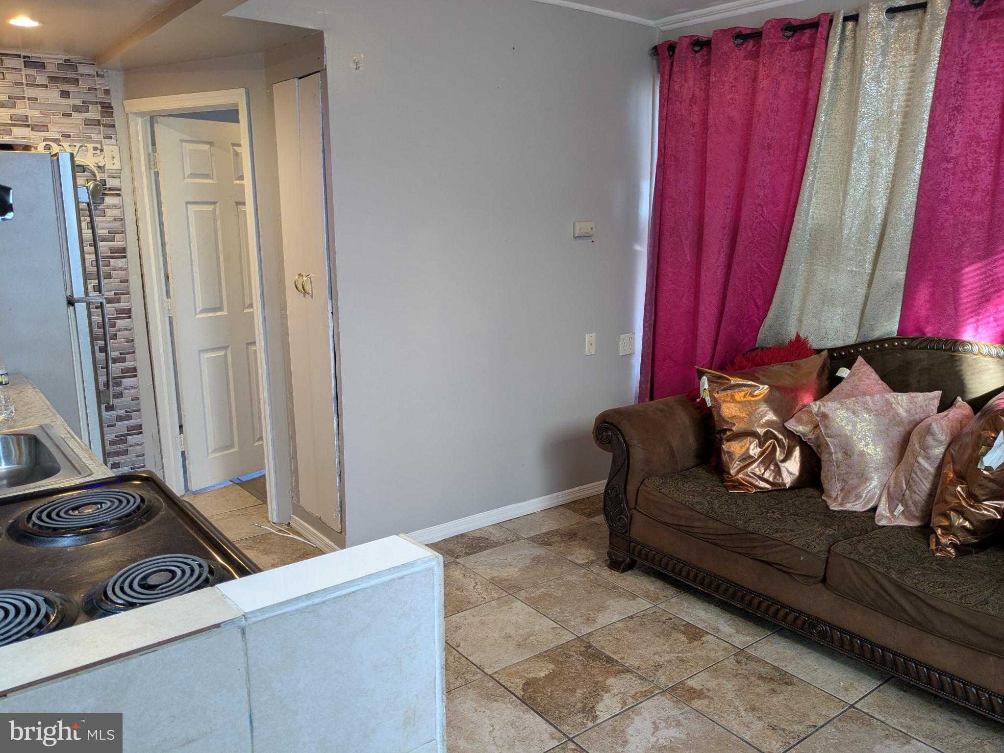 1173 ATLANTIC AVENUE