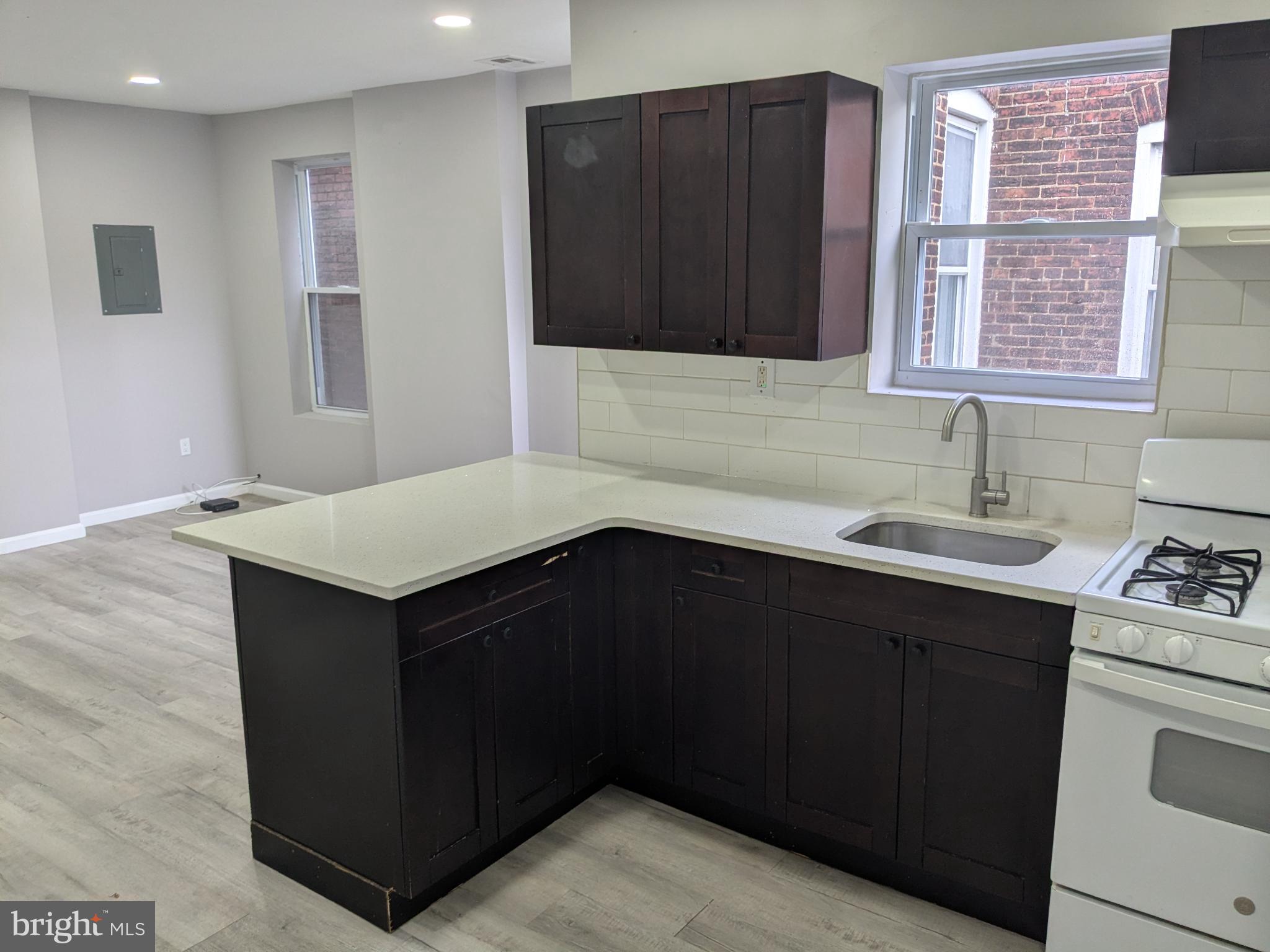 178 HANOVER STREET APT #2 W
