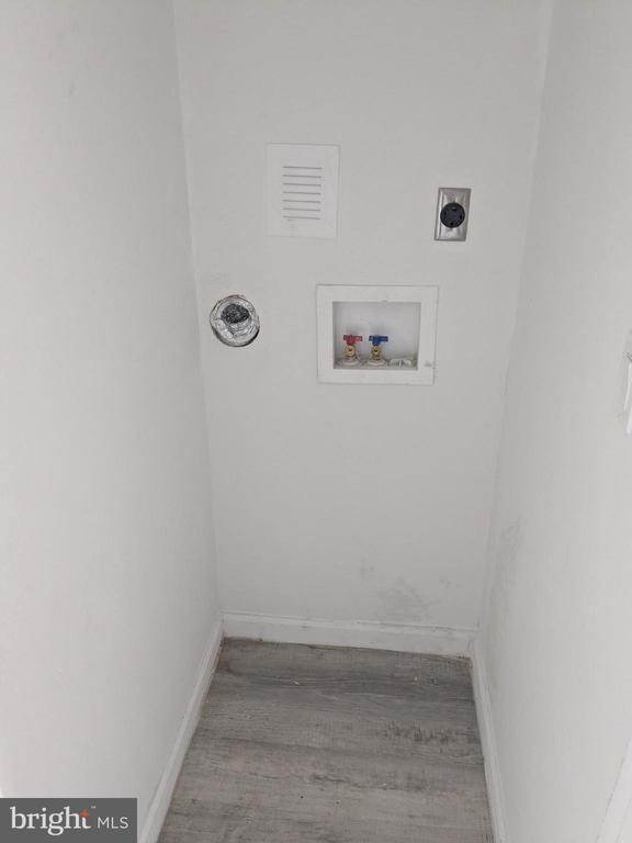 178 HANOVER STREET APT #2 W