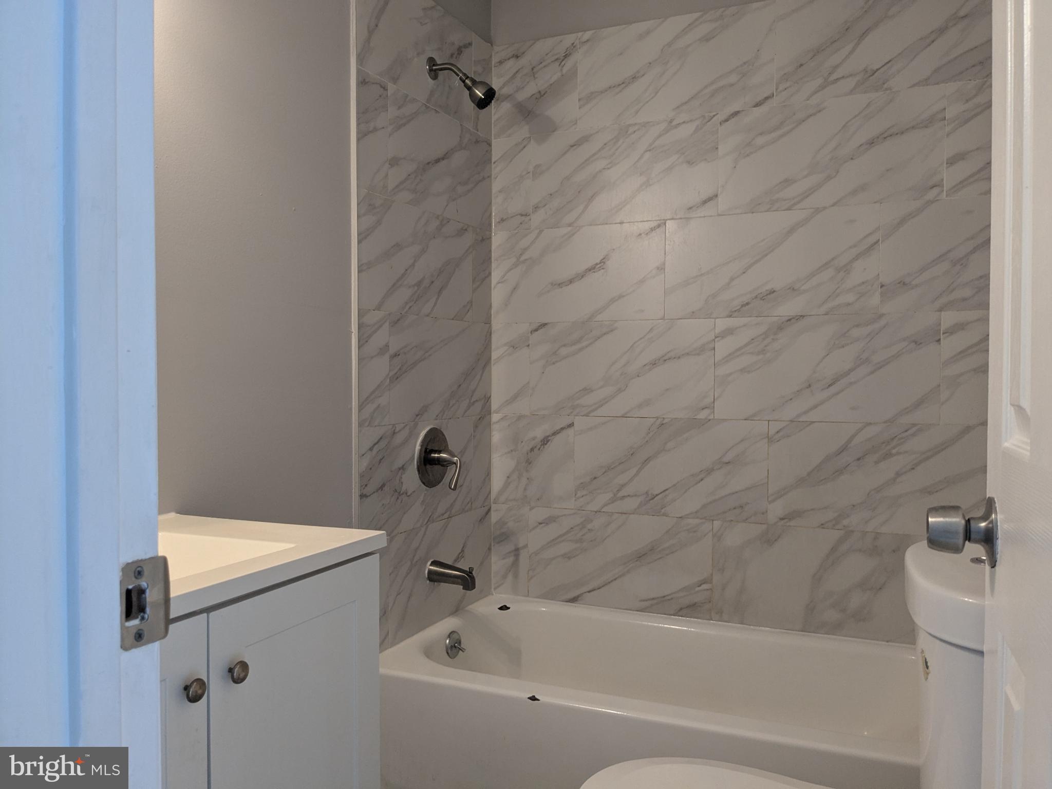 178 HANOVER STREET APT #2 W