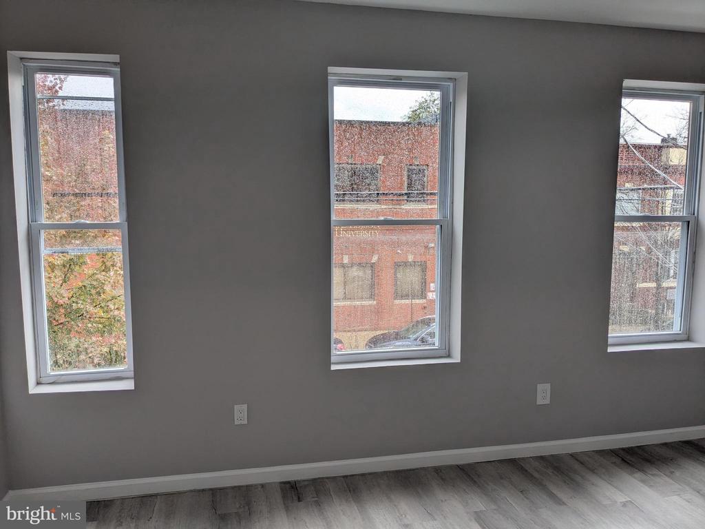 178 HANOVER STREET APT #2 W