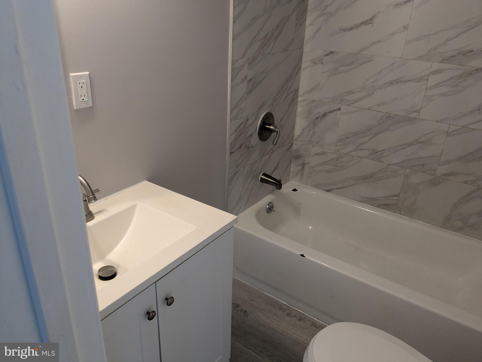 178 HANOVER STREET APT #2 W