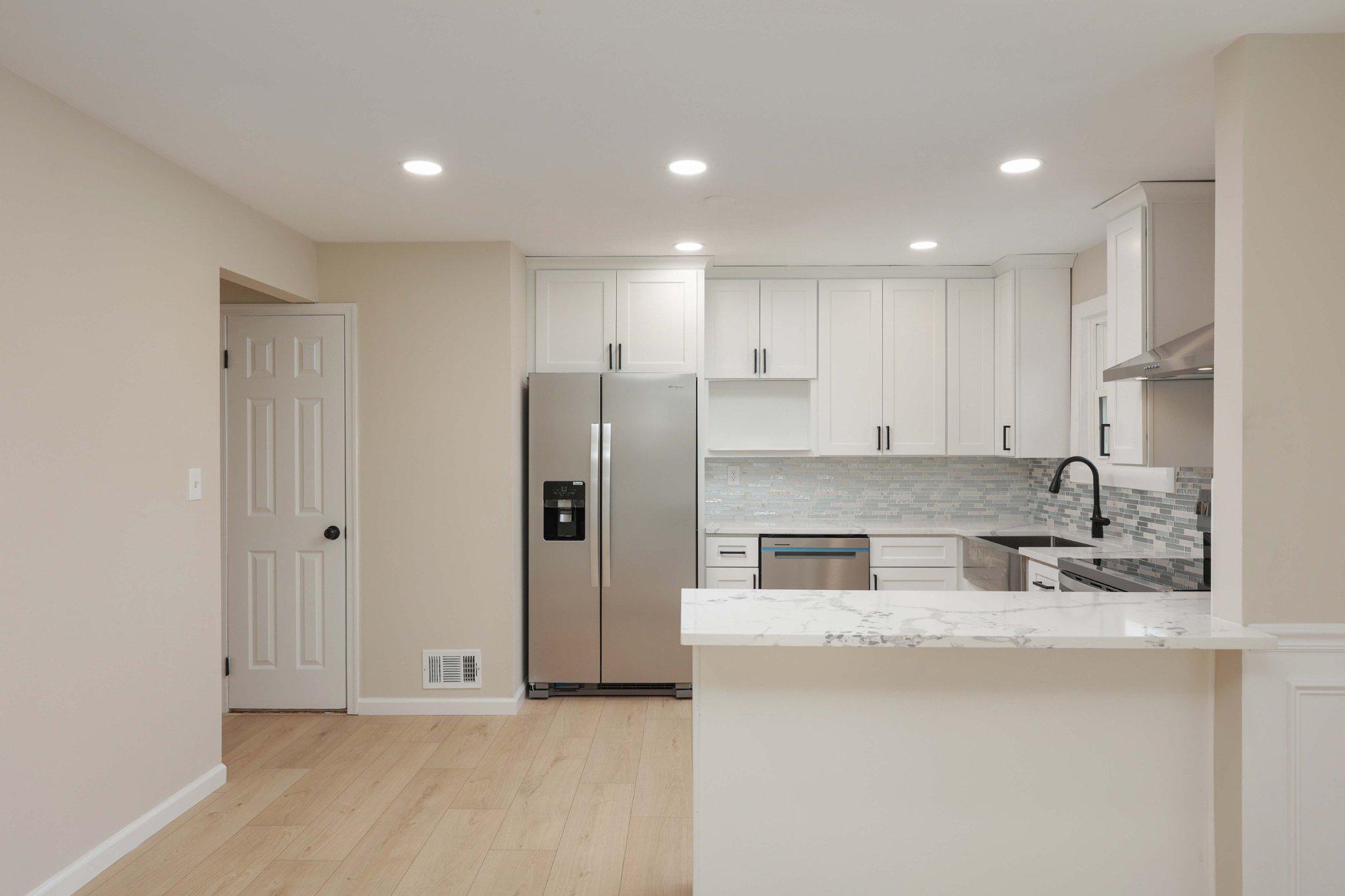 2 FEATHERBED COURT