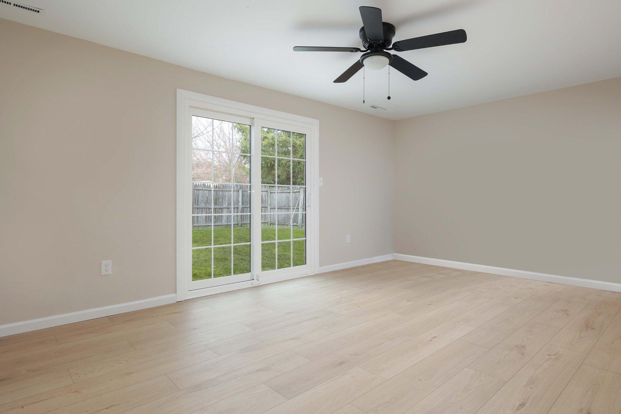 2 FEATHERBED COURT