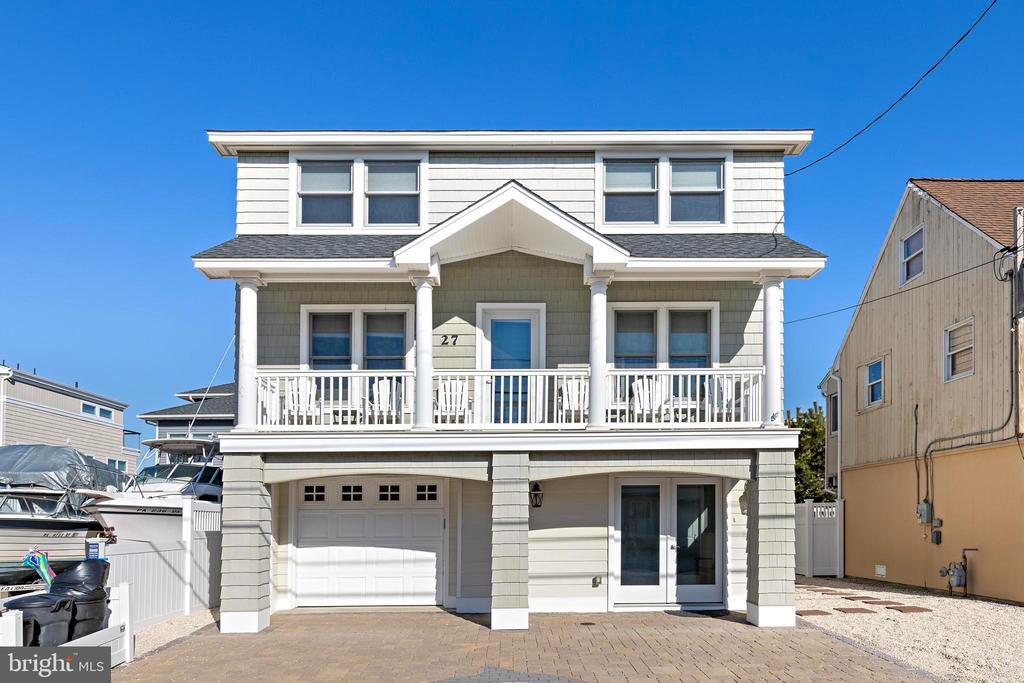 27 CAROLINA AVENUE