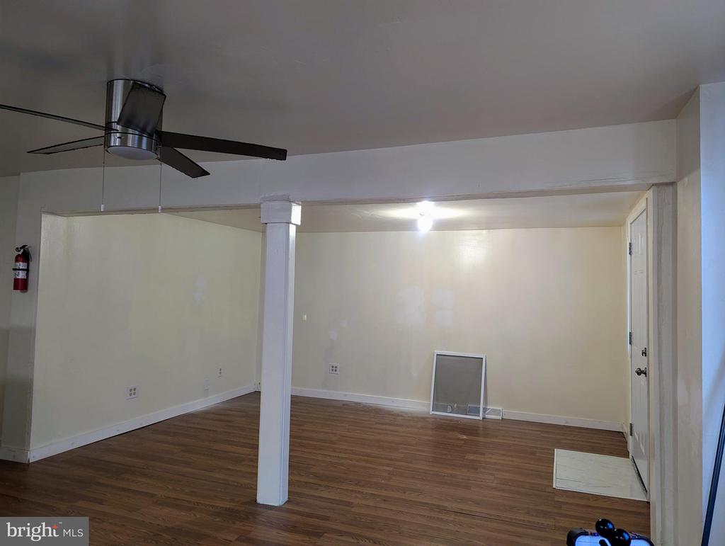 276 E BROADWAY A