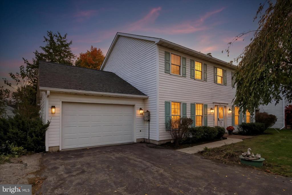 871 SHERMAN DRIVE