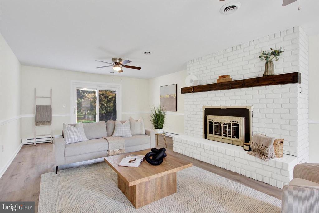 871 SHERMAN DRIVE