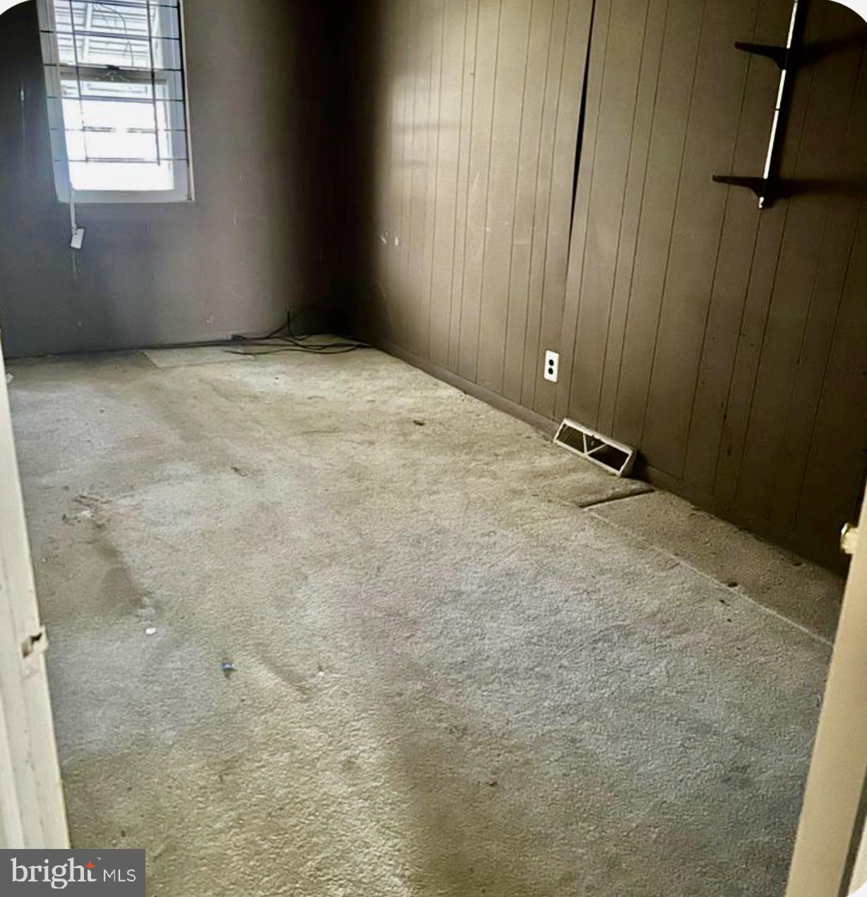 1407 TOWNSEND STREET