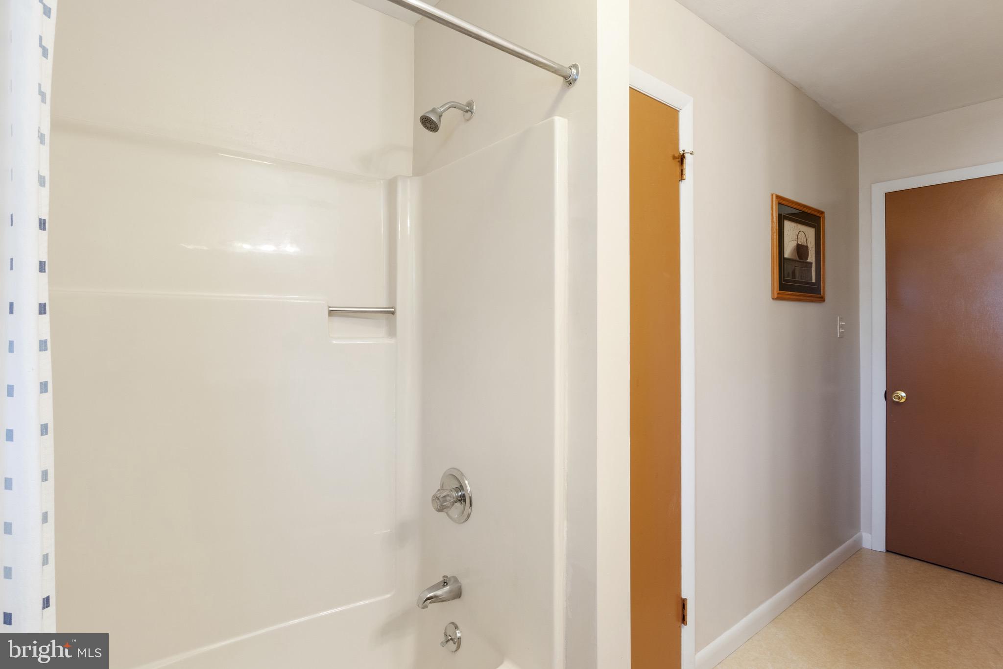 252 N CLINTON STREET