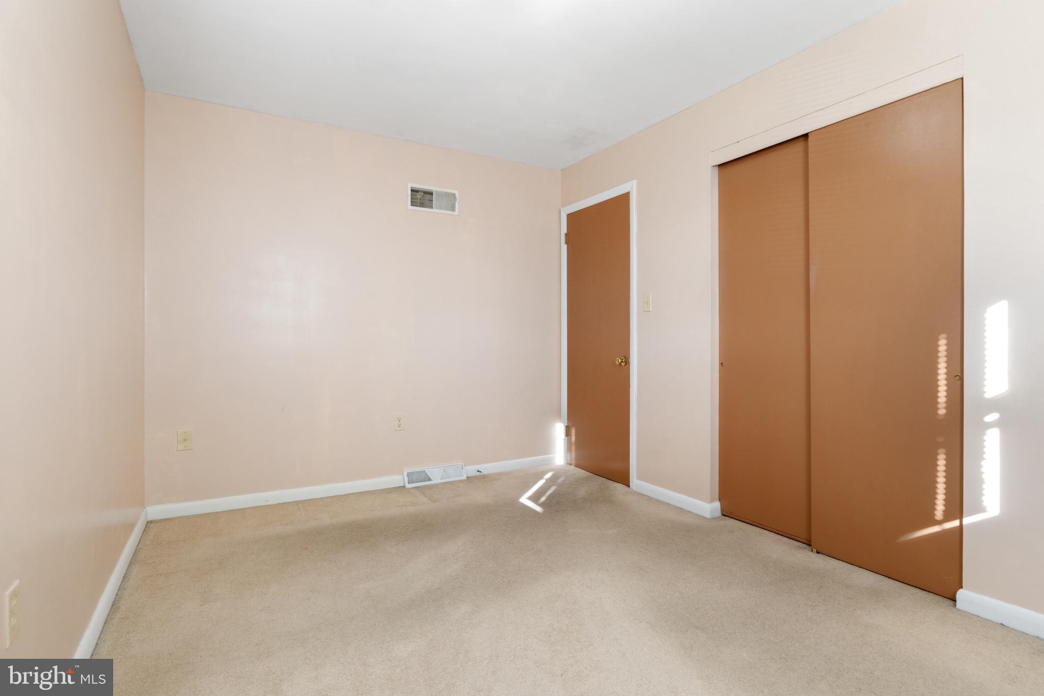 252 N CLINTON STREET