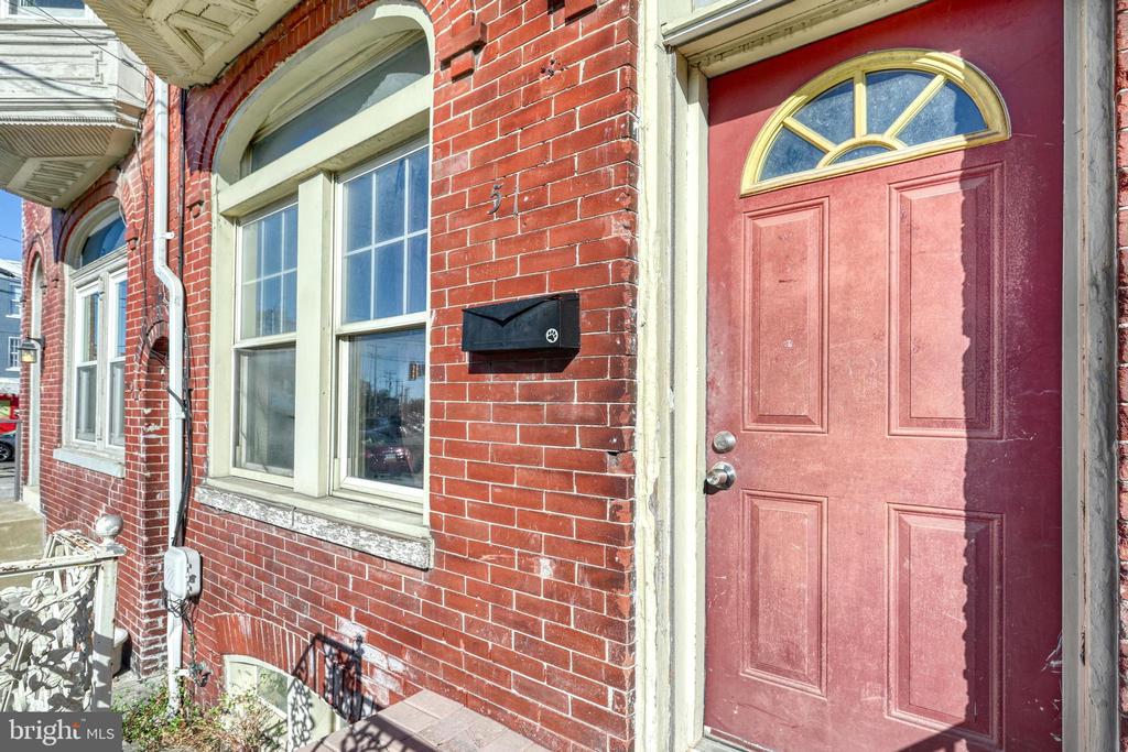 51 N PENN STREET