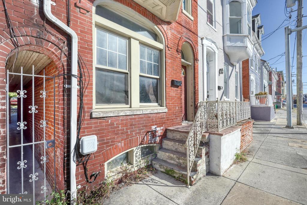 51 N PENN STREET