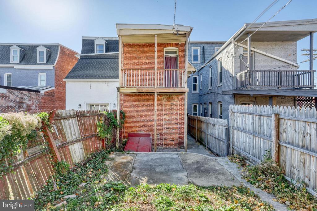 51 N PENN STREET