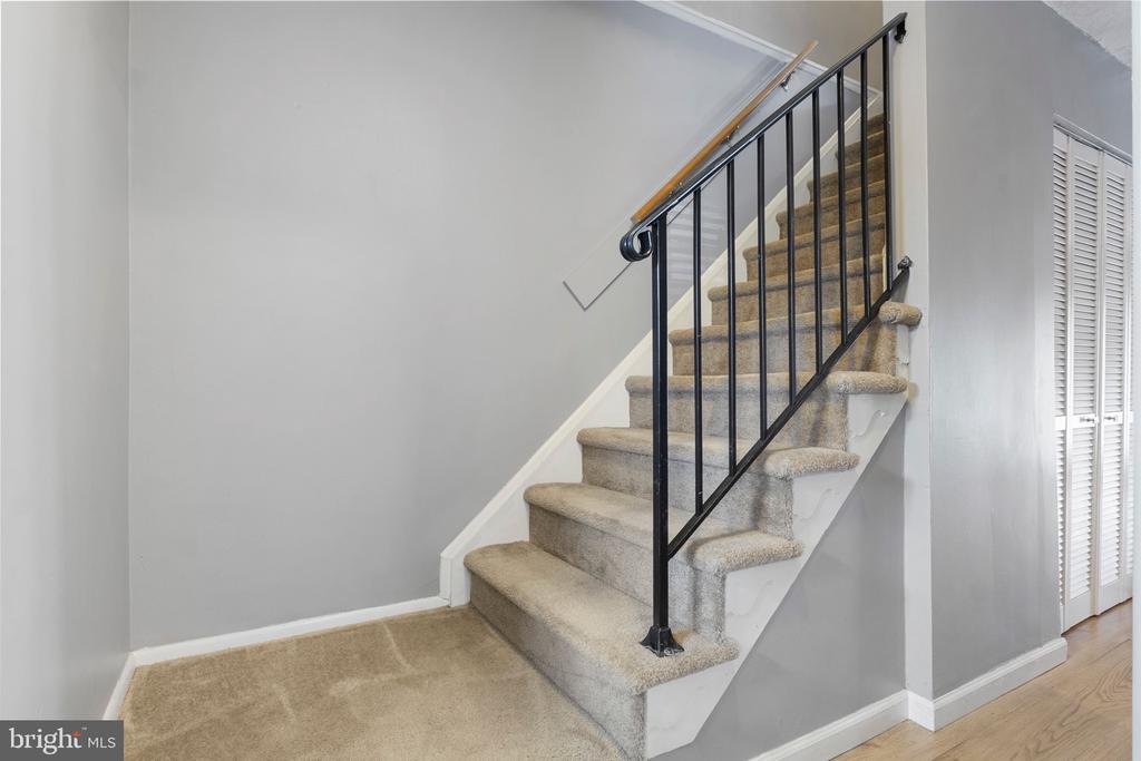 729 HARDWICK PLACE