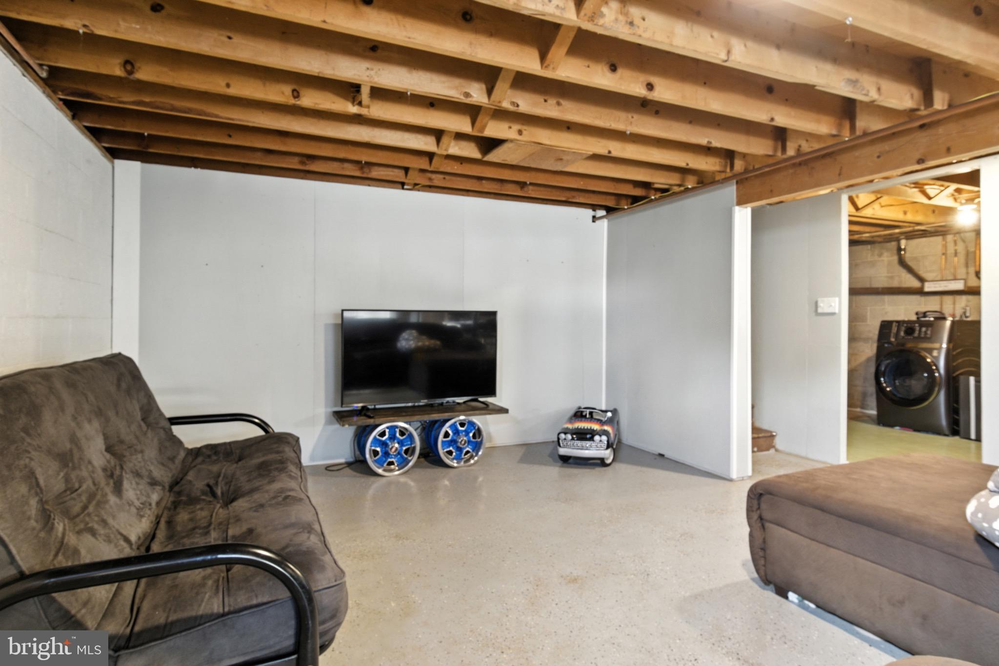 2925 STARFIRE DRIVE