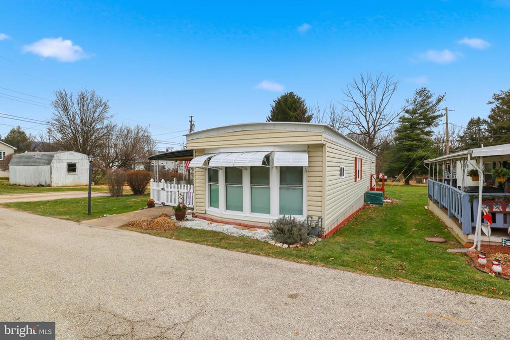 3715 STONY BROOK DRIVE 10