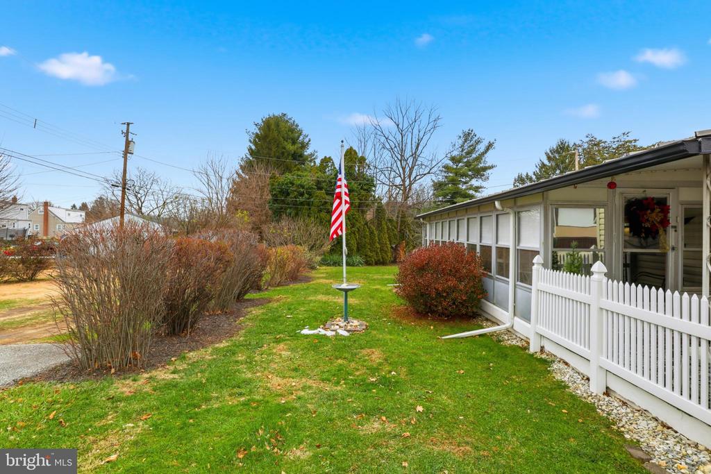 3715 STONY BROOK DRIVE 10