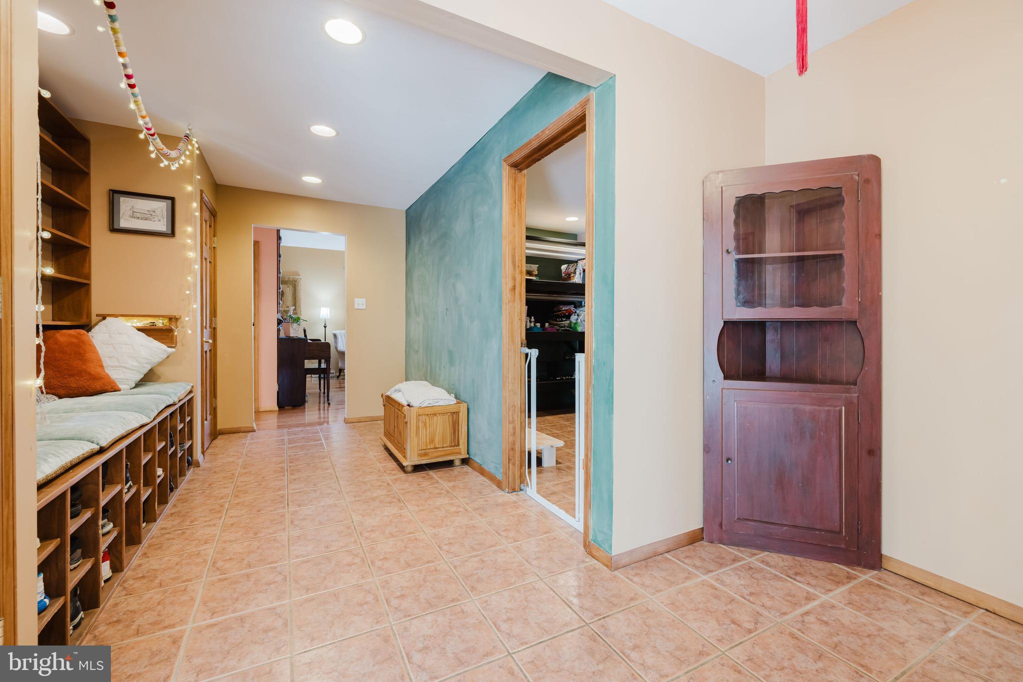 1568 DEER CREEK ROAD