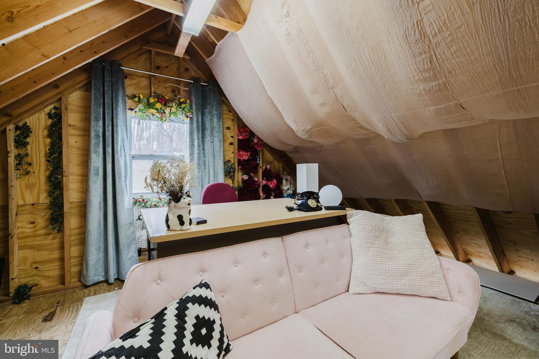 1568 DEER CREEK ROAD