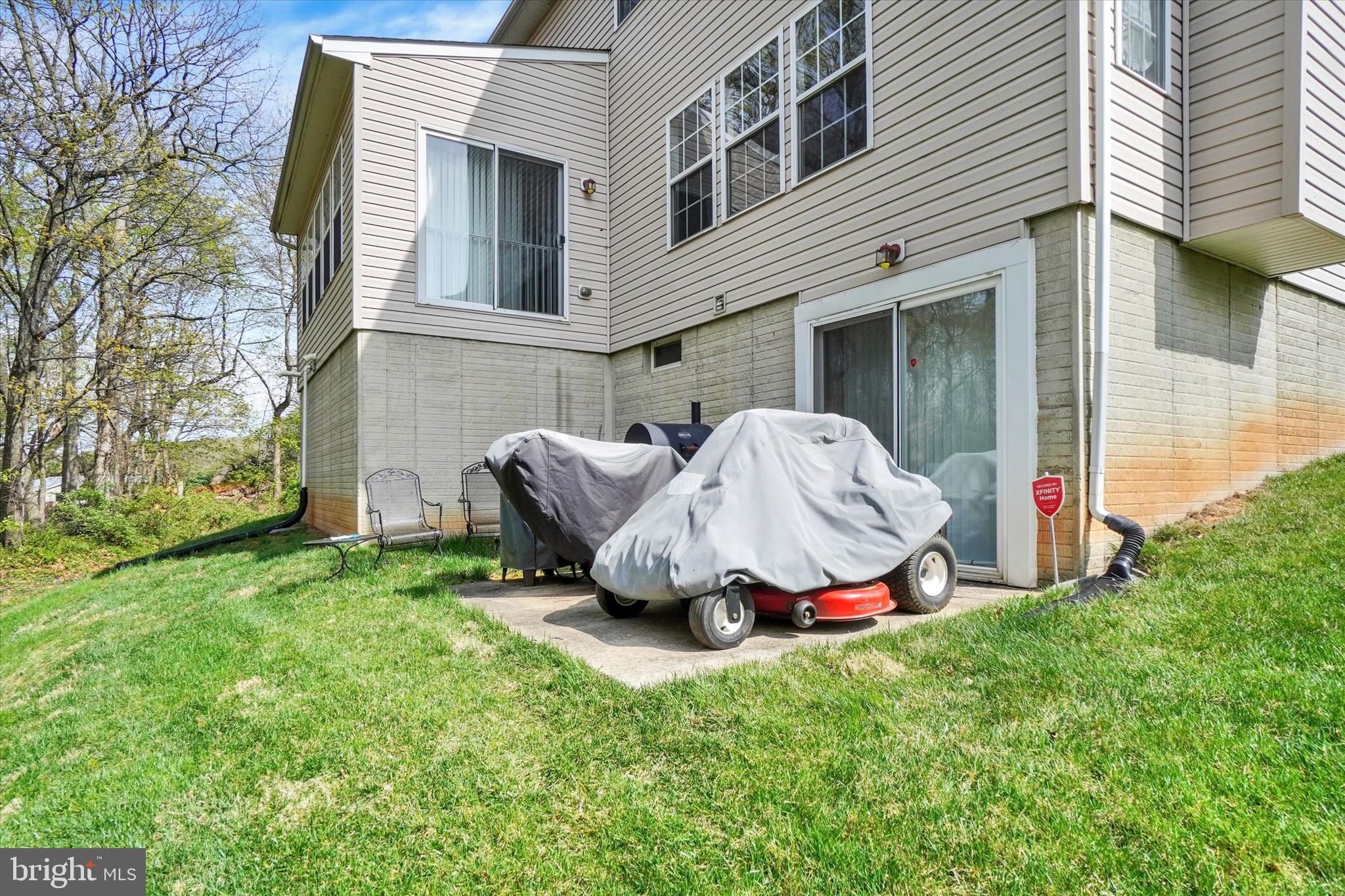 1015 NUGENT WAY