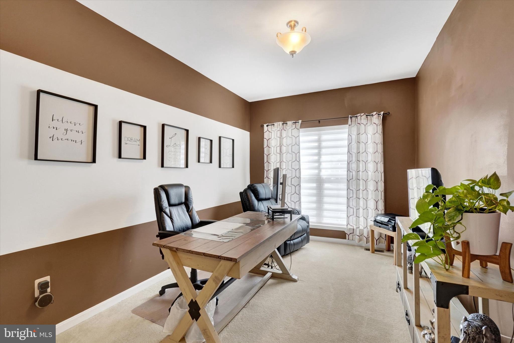 1015 NUGENT WAY