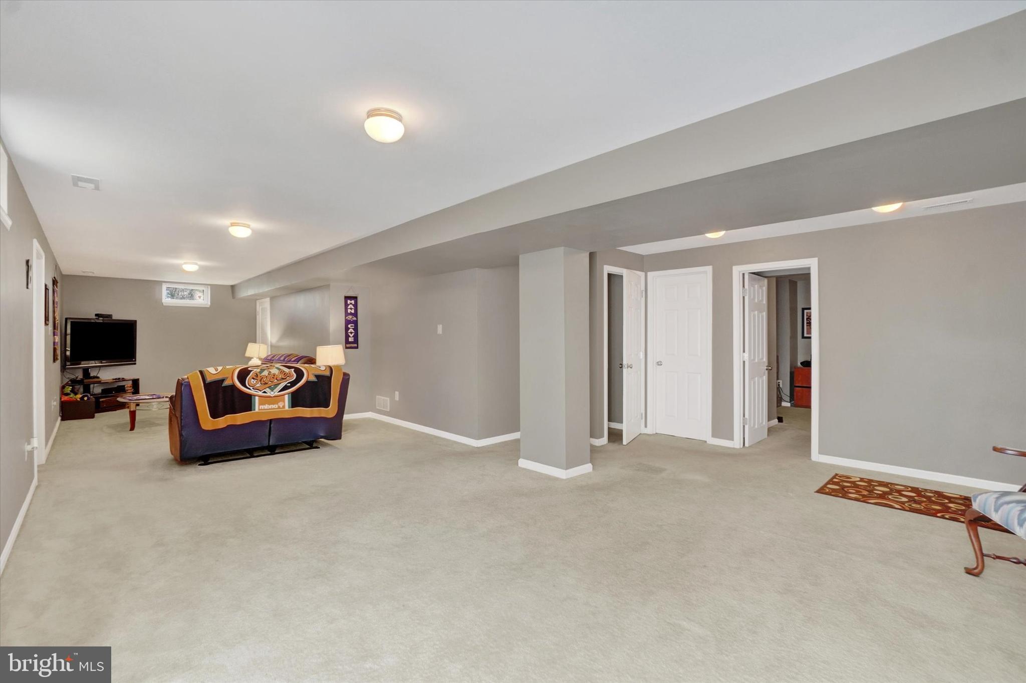 1015 NUGENT WAY