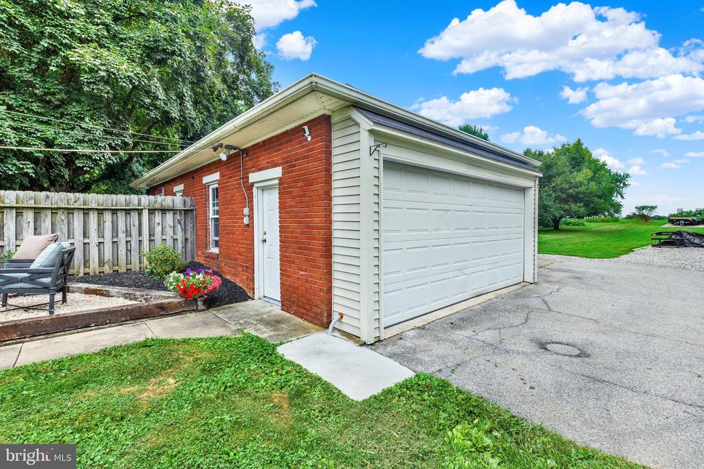 776 DELTA ROAD