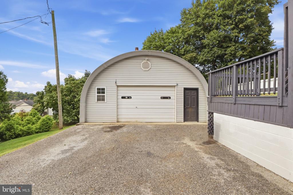 20 N EMIGS MILL ROAD