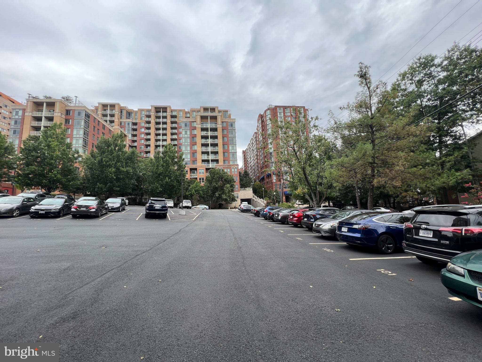 1210 N TAFT STREET 406